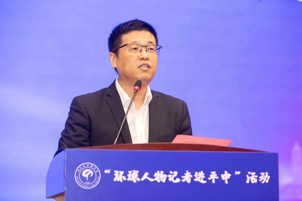 “環球人物記者校園行”系列活動首場活動在浙江省平湖中學啟動